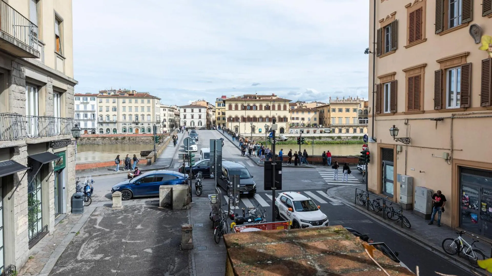 Sauro River View By Mmega Florencia 0*,  Italia